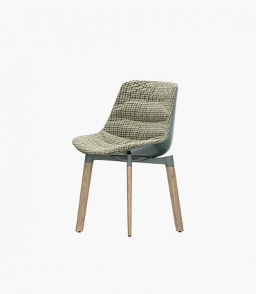 Padded chair for rest